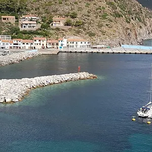 Molo 106 Capraia